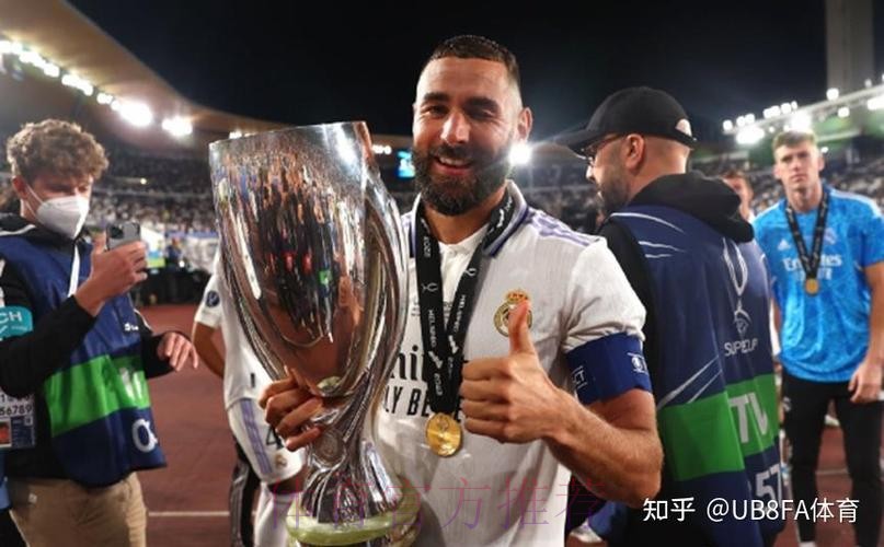 本泽马将与皇马续约至2023年 双方已达成协议 本泽马将与皇马续约至2023年 双方已达成协议